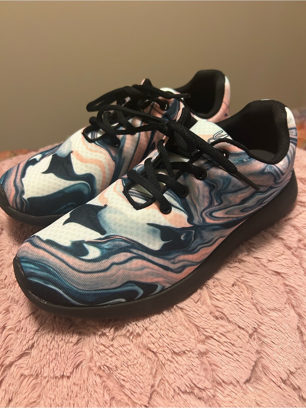 Yes We Vibe Women’s Marble-Print Lace-Up Sneakers 8.5